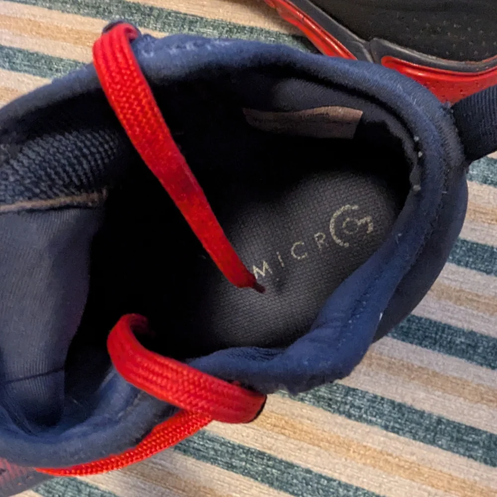 Under Armour Men's Navy and Red High-Top Sneakers - Picture 3 of 10